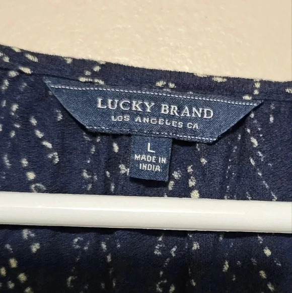 Lucky Brand Women's Size Large Navy Printed Smocked Cotton Modal Blouse Blue - Picture 5 of 8
